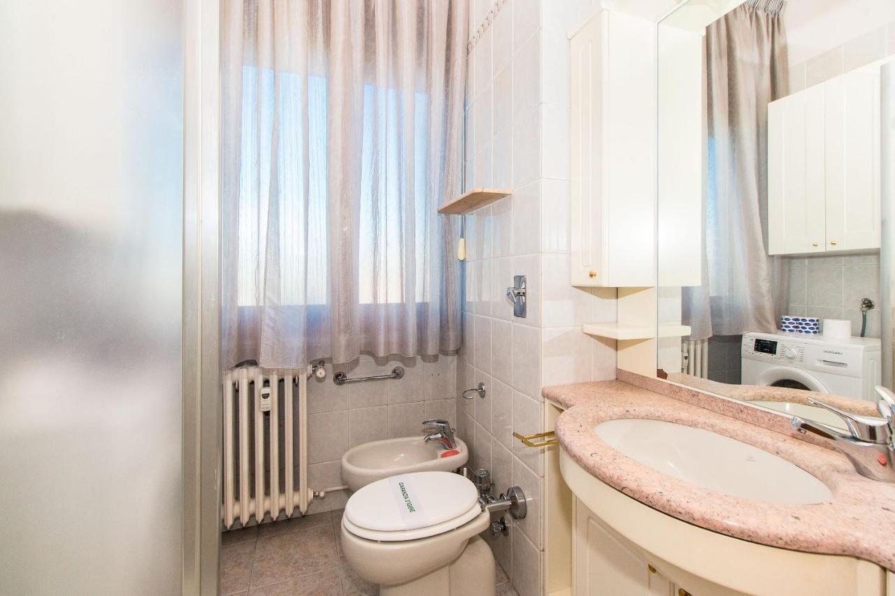 טורינו Villa Giusti Vintage Apartment מראה חיצוני תמונה