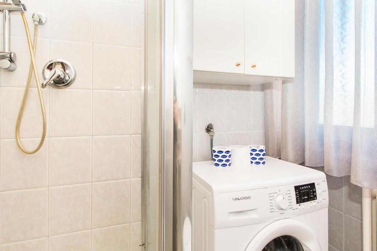 טורינו Villa Giusti Vintage Apartment מראה חיצוני תמונה
